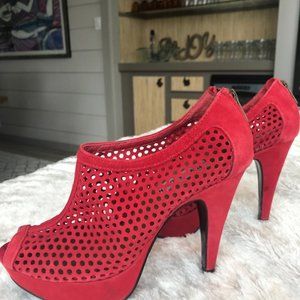💋💋 LOOK 2 pairs  heels for $20!!! 🌹🌹